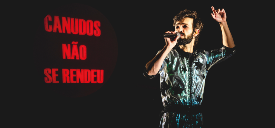 O cantor mineiro Felipe de Oliveira estreia no domingo (22/5), às 20h, no Teatro do Minas, o show do disco "Terra Vista da Lua", que tem participação do cantor Marcelo Veronez e os ingressos custam R$10