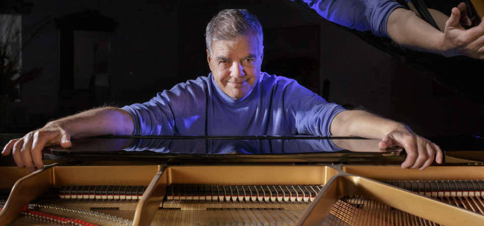 Pianista e arranjador mineiro Túlio Mourão está entre os grandes nomes da música instrumental que se apresentam no Sesc 
