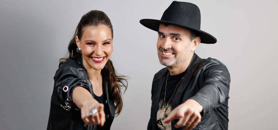Casal de cantores Su Delocco e Sergio Rangel viaja no tempo com sucessos de A-ha, Roxette e outros grandes nomes