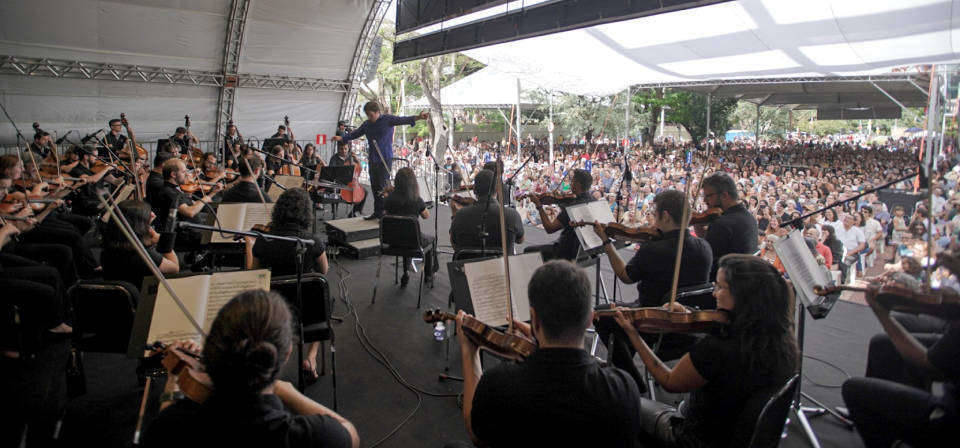 Orquestra estadual inicia série de concertos abertos ao público com parada na Praça da Glória, no Eldorado