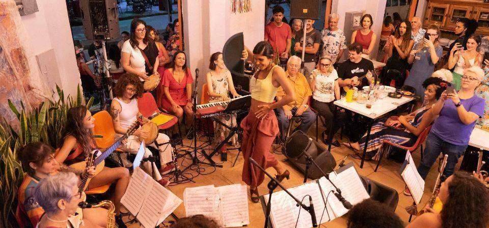 Grupo faz roda aberta de choro em bares de Belo Horizonte