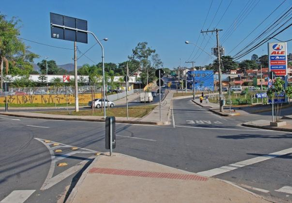 Main avenida tereza cristina   foto breno pataro bh