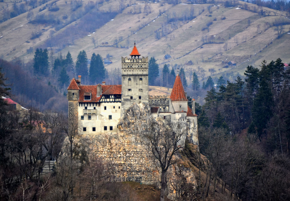Main castelul bran   panoramio