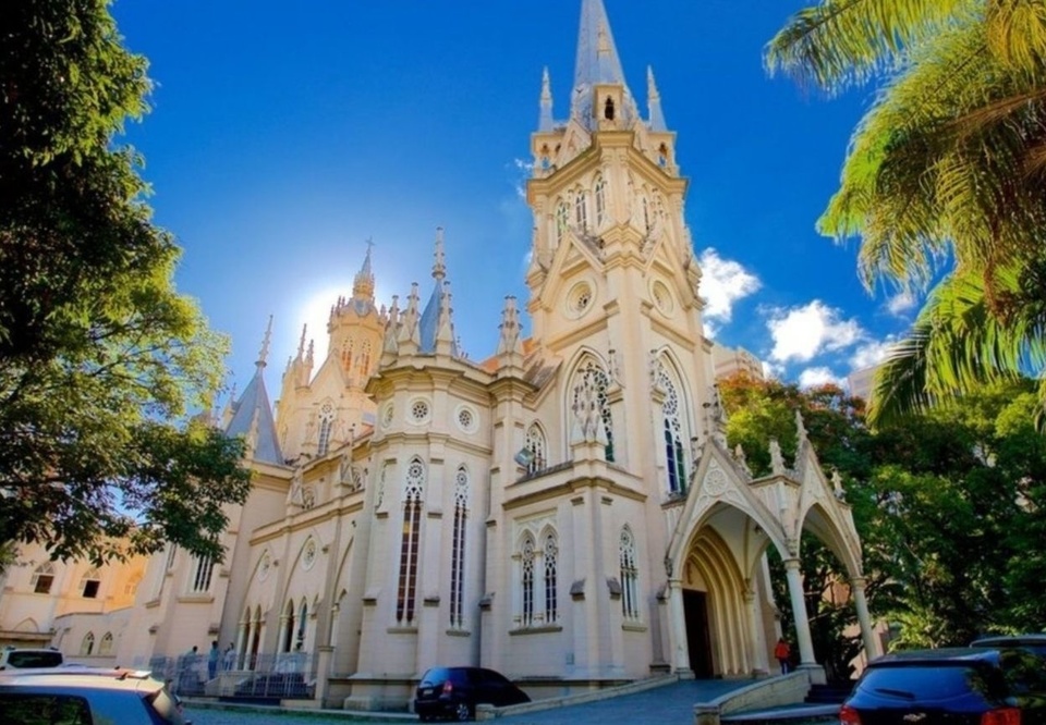 Main igreja boa viagem