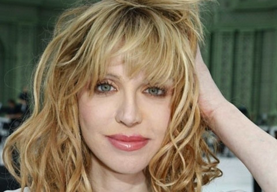 Main 201603 courtney love