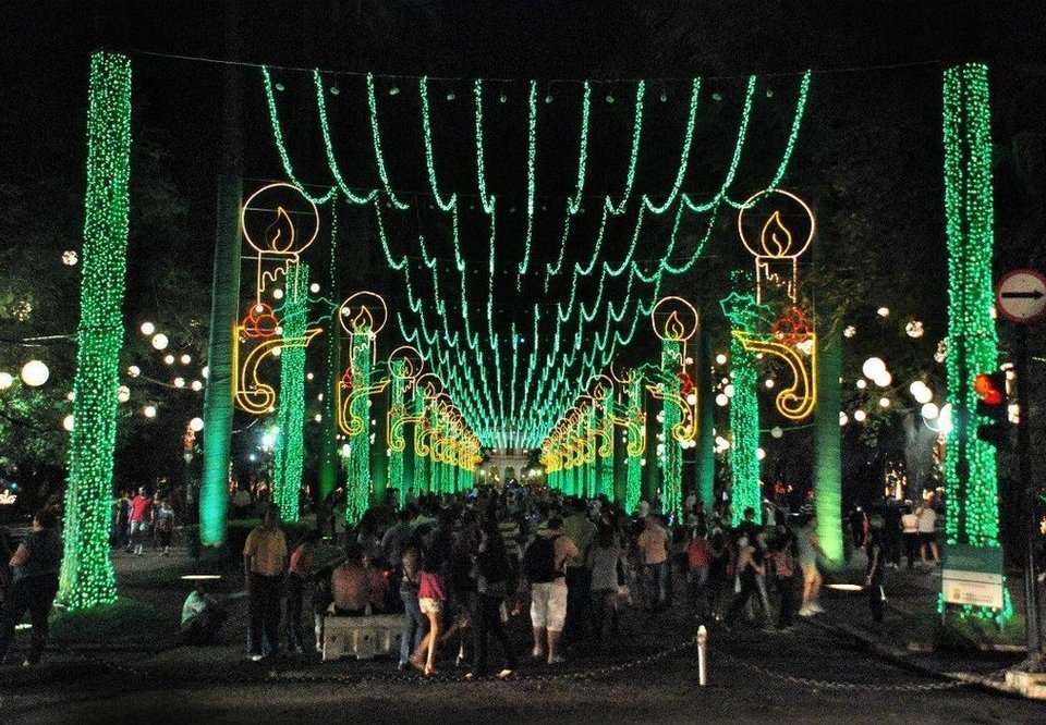 Luzes de Natal da Praça da Liberdade já têm data para estrear e tema  especial | Notícias Sou BH