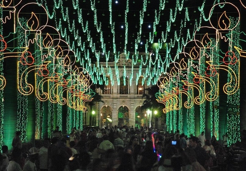 Iluminação de Natal da Praça da Liberdade vai ser inaugurada nos próximos  dias | Notícias Sou BH
