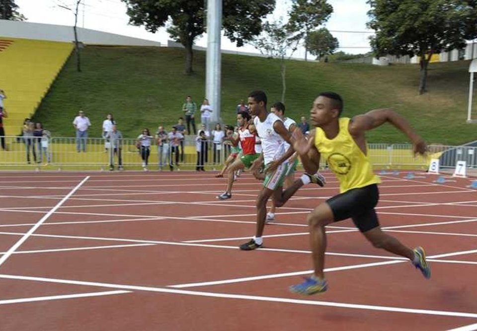 Competições esportivas vão reunir quase mil jovens atletas em BH