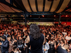 Cinco bandas e um DJ compõem as atrações musicais do evento