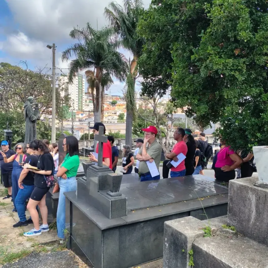 Visita guiada no Cemitério do Bonfim