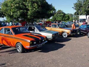 Encontro de carros antigos BH