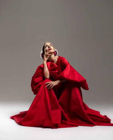 Marisa Monte posando em foto