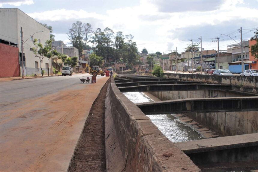Avenida Teresa Cristina será fechada neste sábado para simulado de enchentes