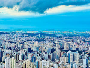 Sagrada Família, na região Leste de Belo Horizonte, registrou alta de 23% no preço médio dos imóveis no primeiro semestre de 2025