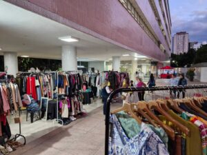 Das 8h às 21h, a PUC Minas Lourdes será transformada em um ponto de encontro para os amantes de brechós