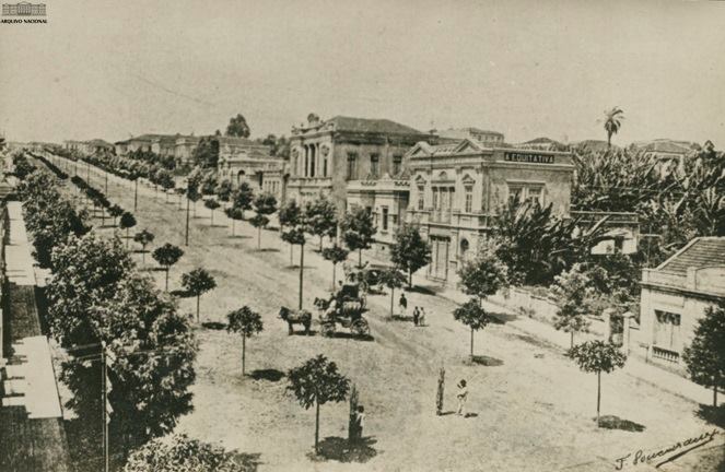 Imagem de 1967 mostra Avenida em BH.
