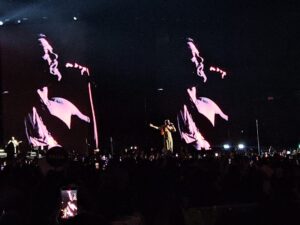 Imagine Dragons estreia a “Loom World Tour” no Mineirão e entra para a lista de grandes atrações internacionais que já se apresentaram no estádio