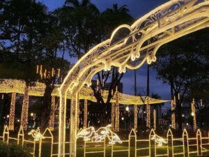 Decoração reúne 170 esculturas do artista ouro-pretano José Francisco Azevedo