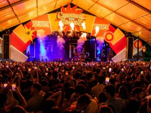 BH ganha mais uma edição do megaevento no Mineirinho, entre 13 e 17 de fevereiro, com atrações de peso e novo espaço acessível para curtir a folia