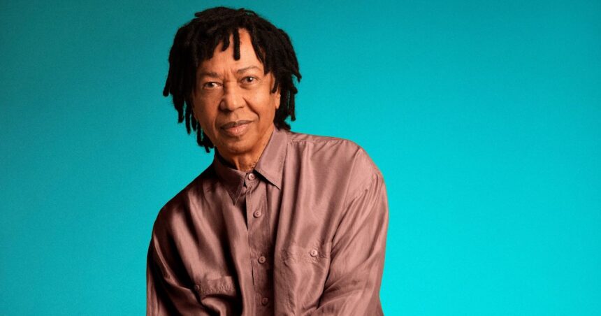 Turnê vai percorrer estádios e arenas de várias regiões do país com os maiores sucessos de todas as fases da discografia do cantor alagoano