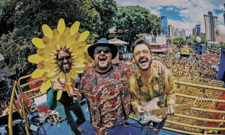 Ensaio do Beiço do Wando reúne oRaxxta e Então Brilha no pré-carnaval de BH