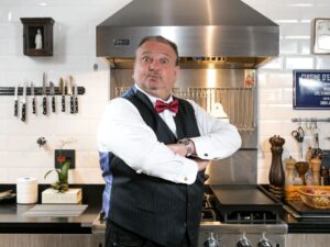 Chef Érick Jacquin é a atração principal da Festa Francesíssima, que desembarca em Belo Horizonte com proposta gastronômica e cultural inédita