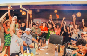 Carnaval do Purarmonia tem samba ao vivo e prêmio para fantasia