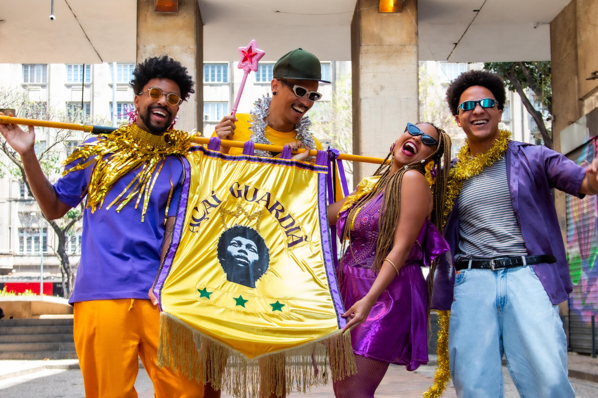 O Bloco Açaí Guardiã leva a obra de Djavan para o Carnaval de Belo Horizonte em um grande baile a céu aberto, unindo excelência musical, diversidade rítmica e celebração coletiva - (foto: Natalie Matos)