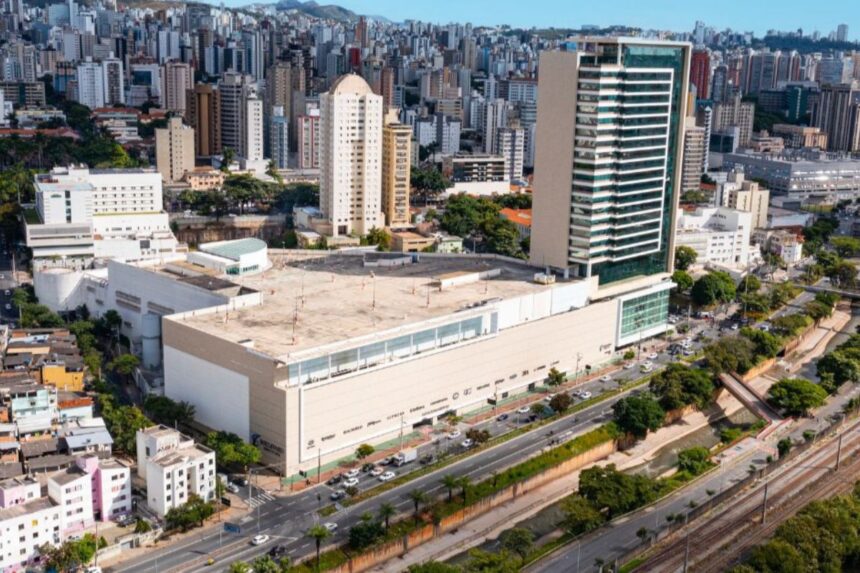 evento Miraculous – As Aventuras de Ladybug, com circuito inflável gigante, kids play, áreas instagramáveis e muita interação