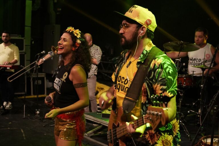 Bloco da Esquina transforma clássicos mineiros em folia na Amadoria