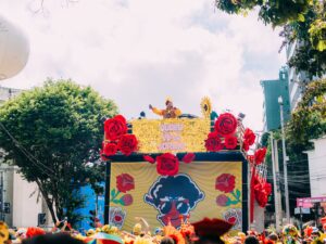 Pré-Carnaval de BH leva grandes blocos ao Expominas