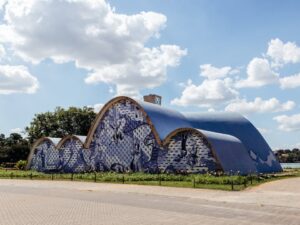 Igrejinha visto dos fundos