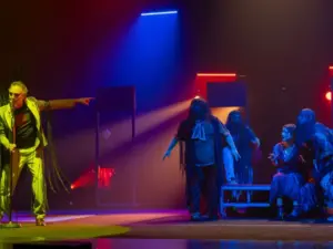 Com Zeca Baleiro, “Felicidade” estreia no Palladium