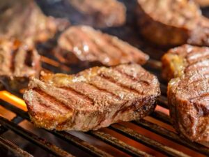 Capital mineira reúne cinco casas de rodízio de carnes