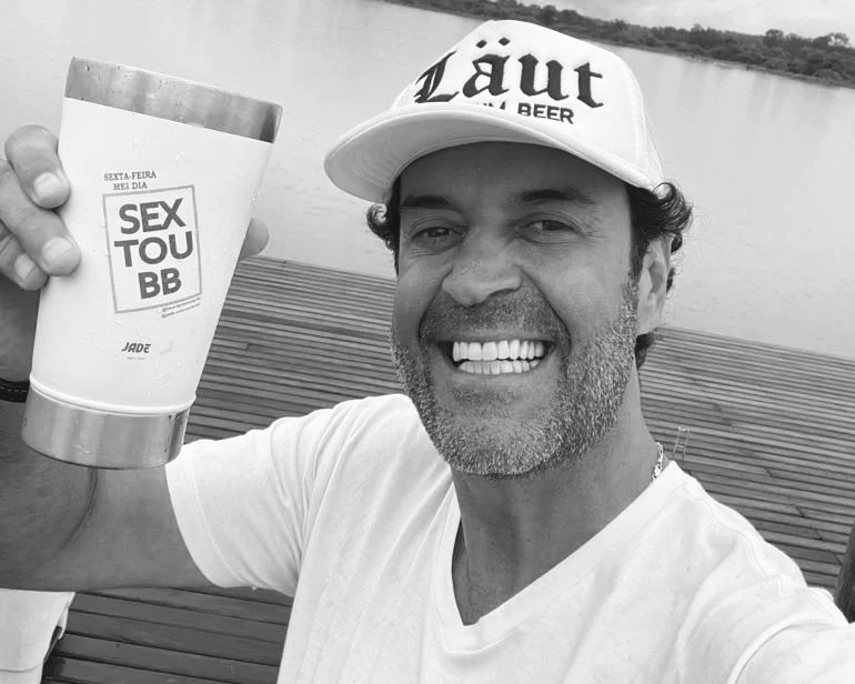 Influenciador Henrique Maderite morre aos 50 anos