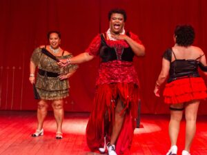 Teatro em BH recebe sessão única de “Madame Satã”