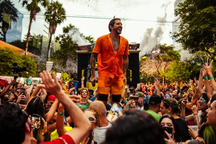 Beleza Rara altera endereço do desfile