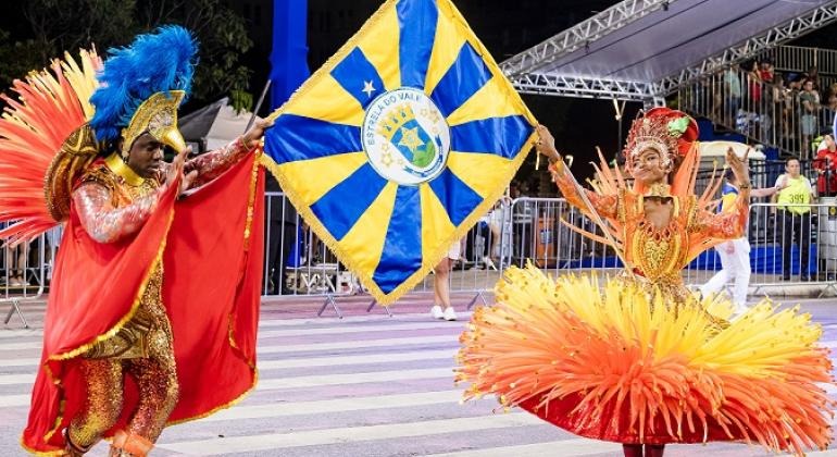 Apuração do Carnaval BH 2026 consagrou Estrela do Vale no Grupo Especial e Estivadores do Havaí entre os blocos caricatos