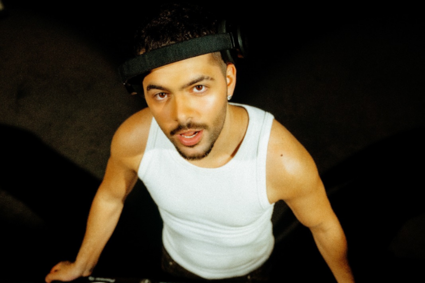 DJ retorna ao Carnaval de BH após pausa em 2025 e promete Centro lotado com repertório pop, fantasias icônicas e homenagens à cultura brasileira