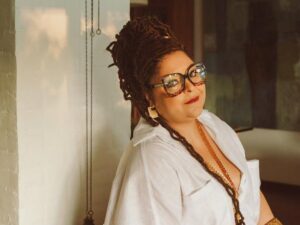 Roda de samba com Fabiana Cozza agita BH no sábado