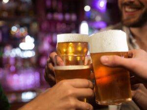 Festival gratuito leva culinária de boteco para a Praça JK