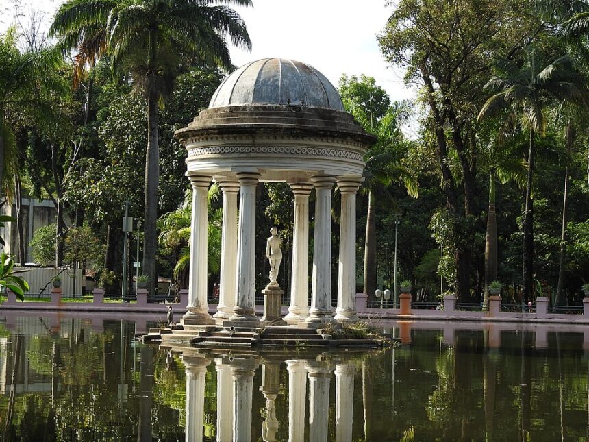 Vista do Parque Municipal Américo Renné Giannetti, no centro de Belo Horizonte
