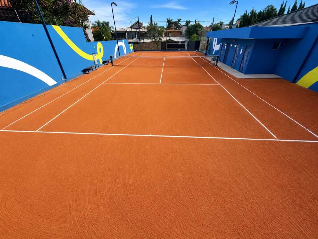 Nova unidade da Fast Tennis no Belvedere amplia opções para a prática de tênis em Belo Horizonte e oferece aula experimental gratuita aos moradores