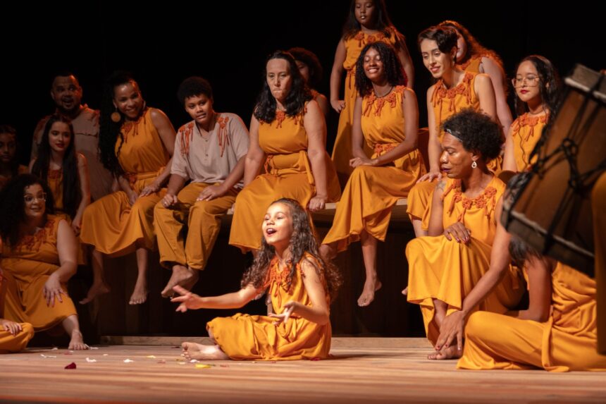 Artistas da Mostra Vertentes ocupam as ruas do bairro Cachoeirinha com programação gratuita de música, teatro e atividades culturais em Belo Horizonte