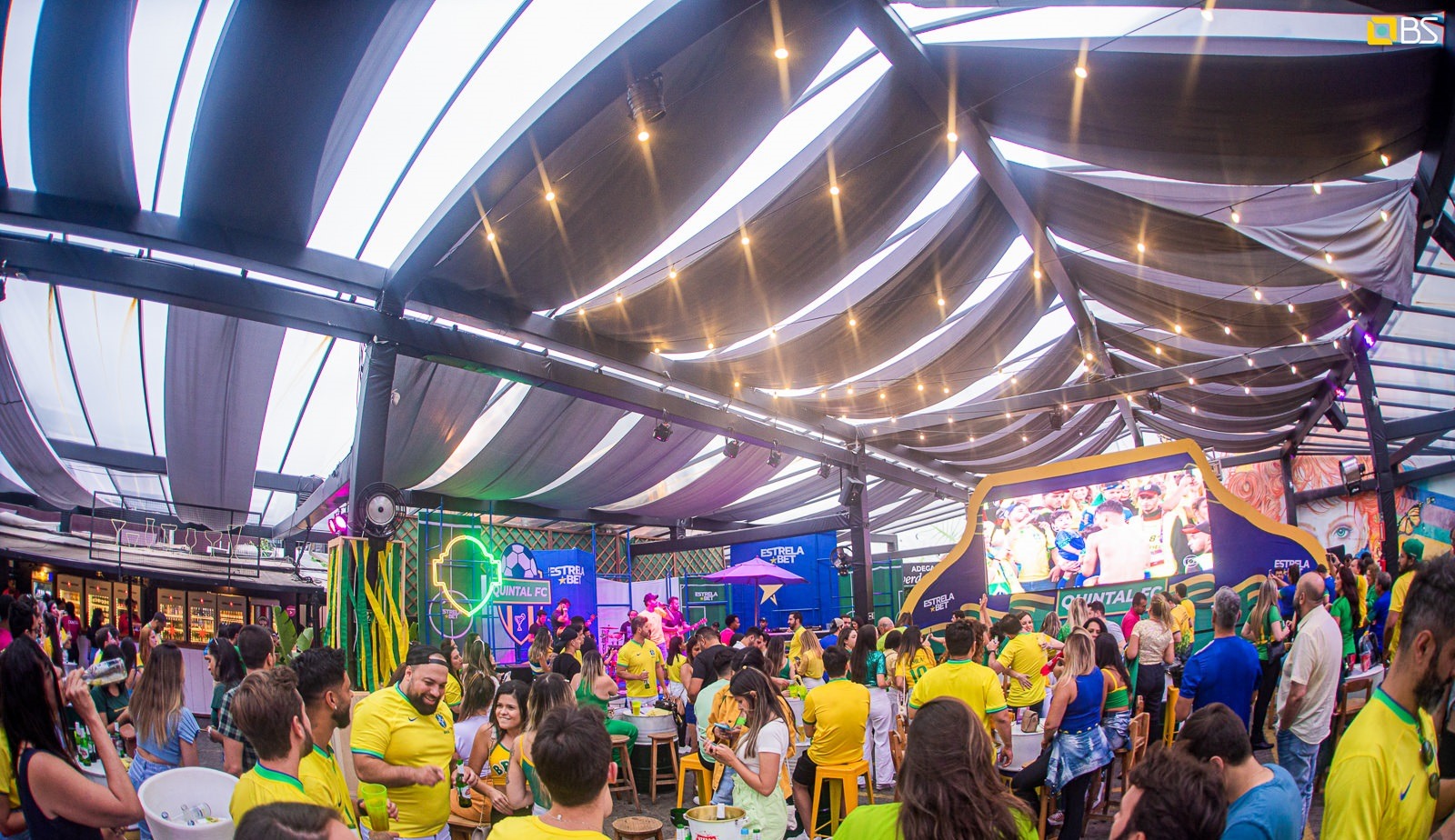 Capital mineira terá programação que reúne telões, gastronomia, música ao vivo e experiências temáticas durante os jogos da Seleção
