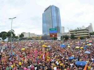 Álvaro Damião, prefeito de Belo Horizonte, durante anúncio sobre decisão que vetou feriado na terça-feira de Carnaval na capital mineira