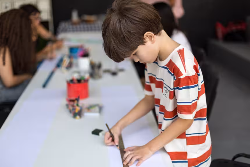 Férias escolares movimentam Belo Horizonte com programação especial que inclui oficinas, teatro, cinema, ciência, atividades ao ar livre e atrações para toda a família