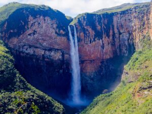 A Cachoeira do Tabuleiro, em Conceição do Mato Dentro, volta a receber visitantes após quase cinco anos de interdição
