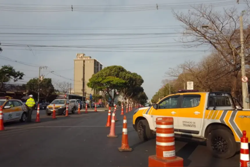 HTrans vai transformar quatro ruas de Belo Horizonte em mão única entre agosto e setembro para melhorar a fluidez e a segurança no trânsito