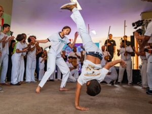 A Prefeitura de Belo Horizonte abriu inscrições para artistas e grupos culturais participarem da 11ª Mostra Descontorno Cultural, que será realizada em setembro com programação gratuita nos Centros Culturais da capital